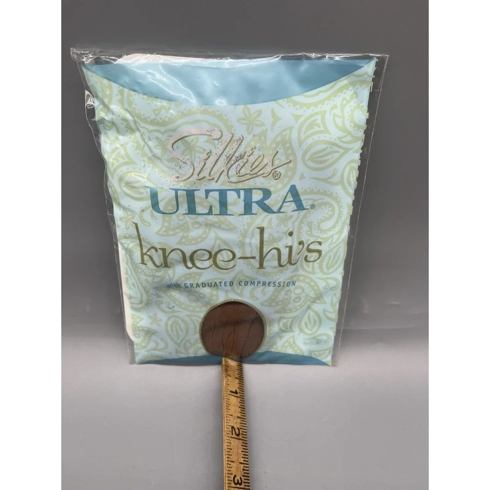 Vintage Y2K Silkies Ultra Knee Hi's Regular Size Beige Honey Compression USA NOS